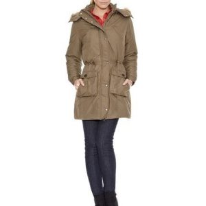 Fardo de parkas de mujer premium